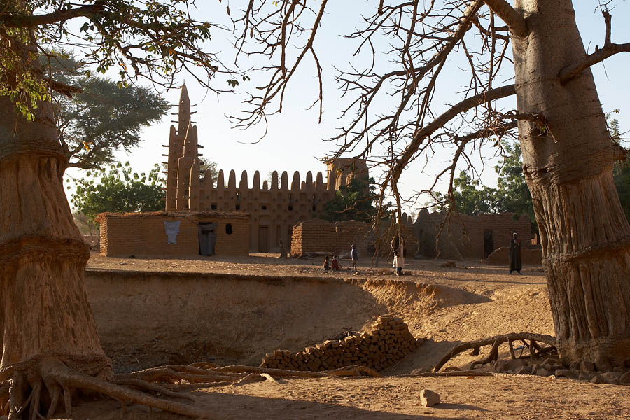 52   Mosque between baobab s   Kani Komboli